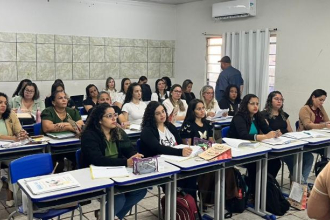 Professores da Rede Municipal Participam de Formação sobre Consciência Fonológica